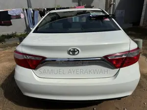 Toyota Camry 2017 White
