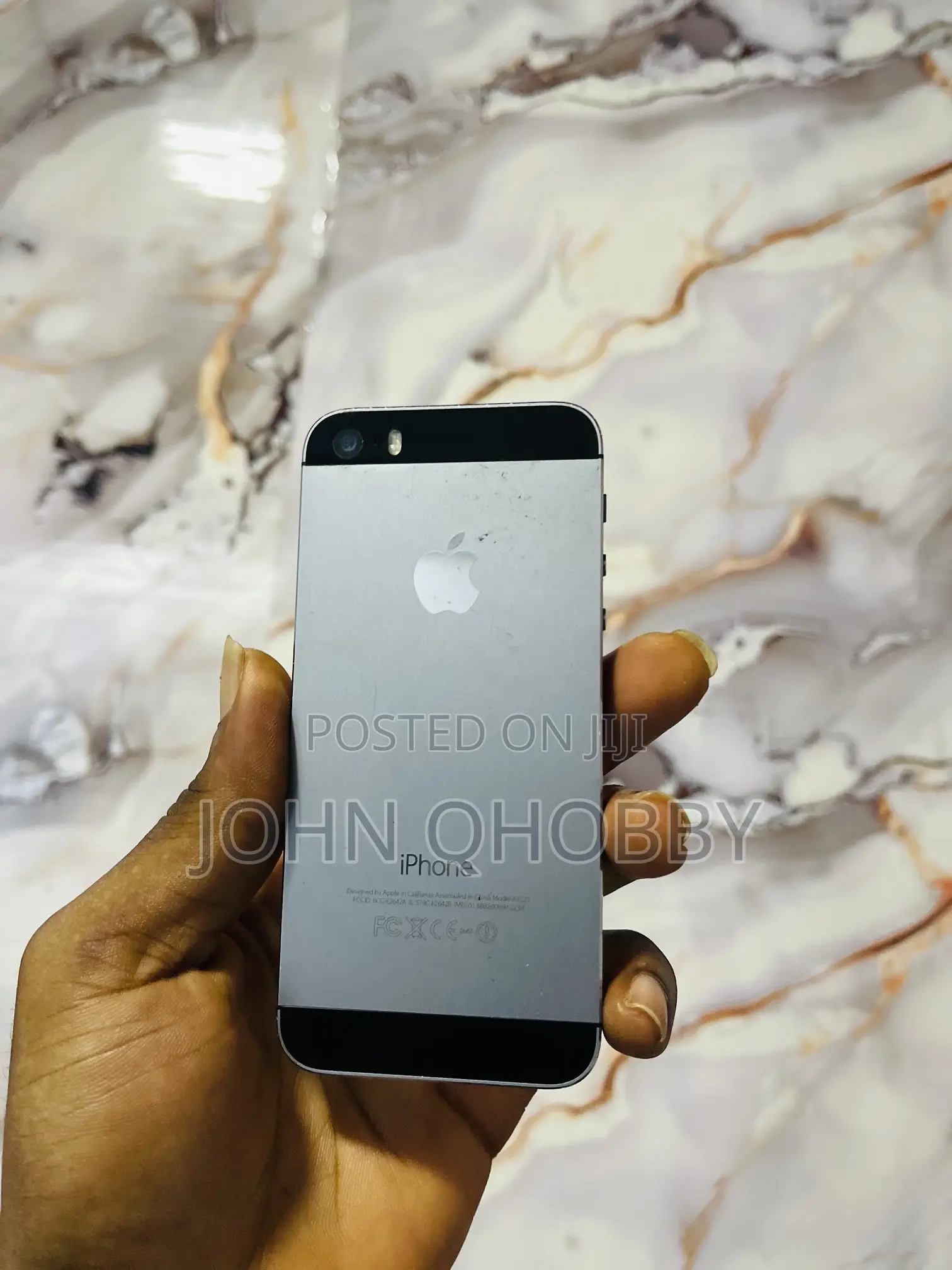 Apple iPhone 5s 16 GB Gray