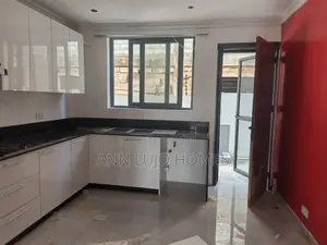 2bdrm Apartment in Burma Hills for rent