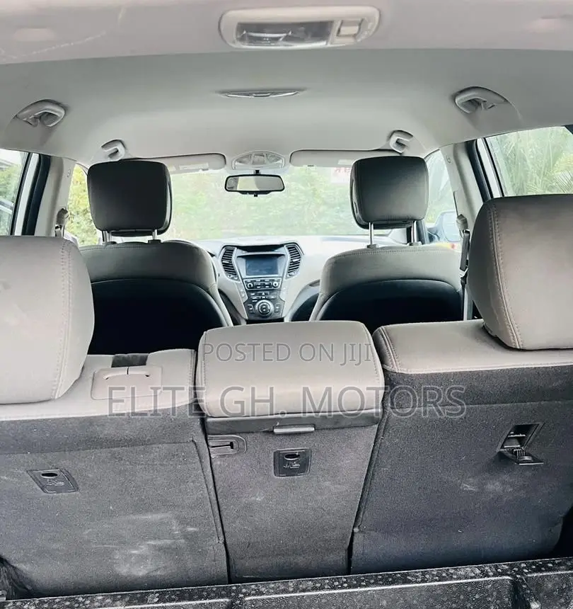 Hyundai Santa Fe 2017 White