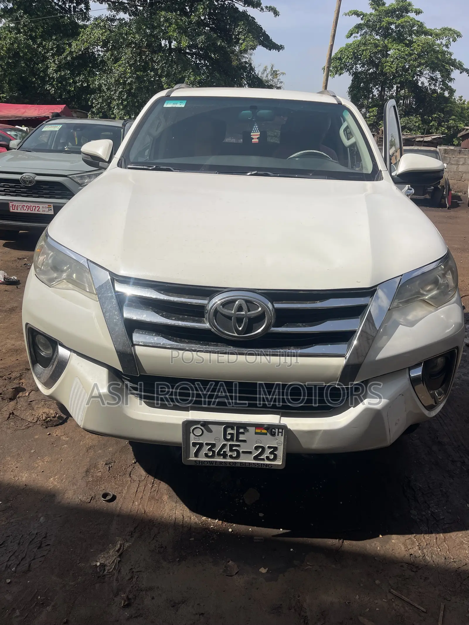 Toyota Fortuner 2.7 AWD 2018 White