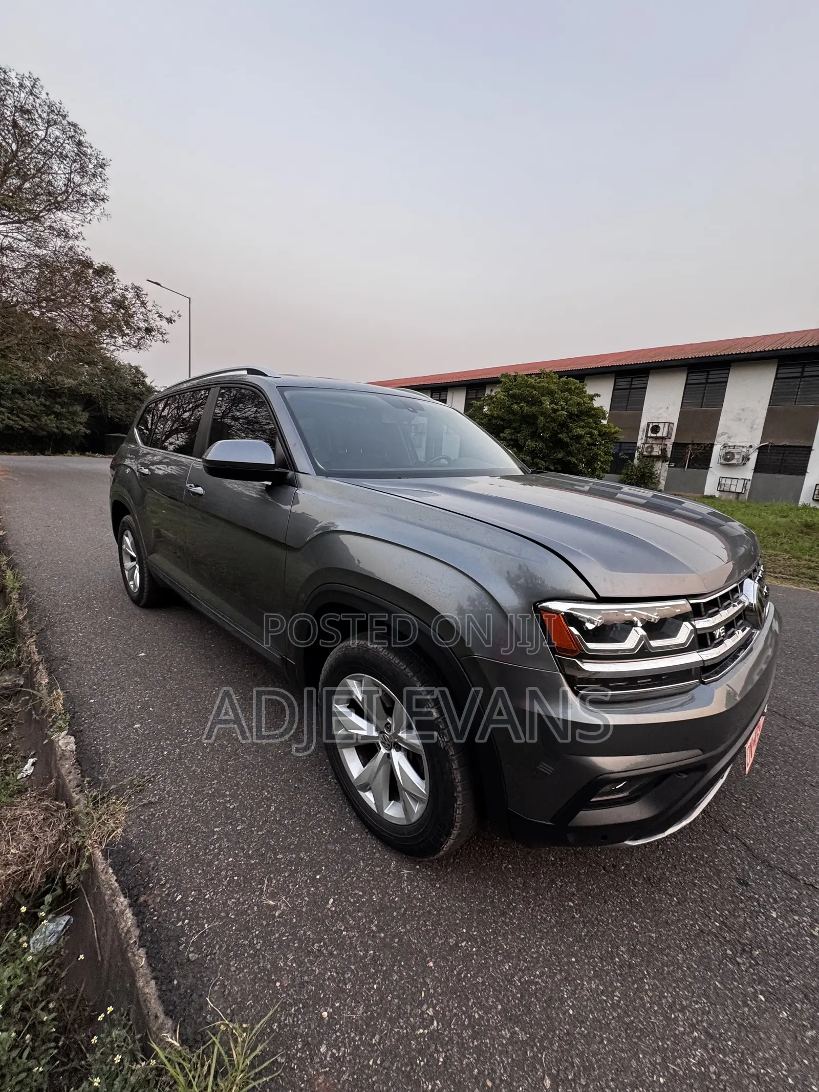 Volkswagen Atlas SE 2019 Gray