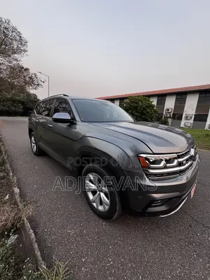 Volkswagen Atlas SE 2019 Gray