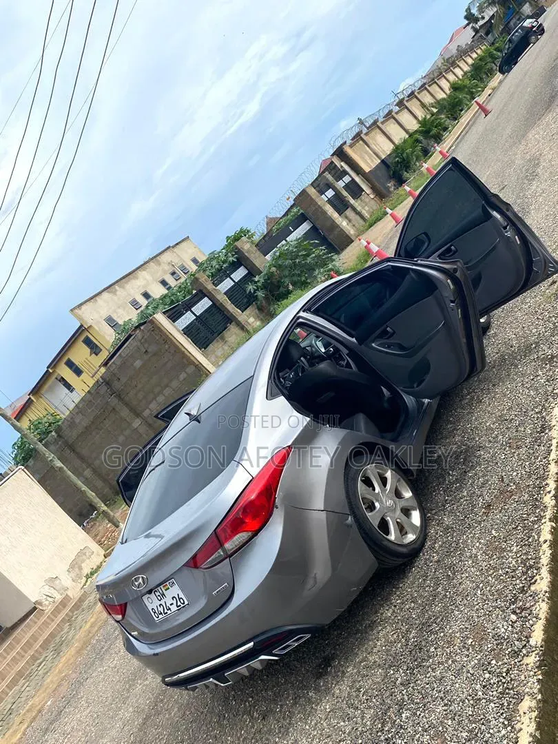 Hyundai Elantra 2013 Gray