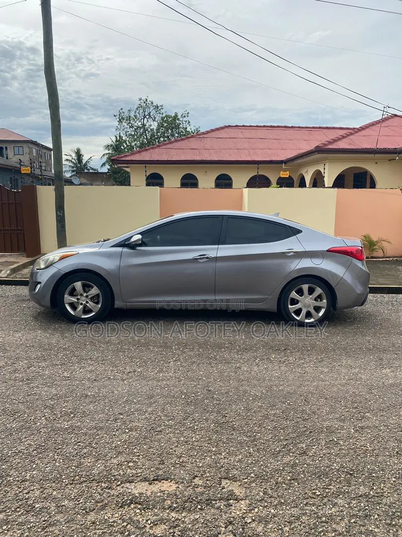Hyundai Elantra 2013 Gray