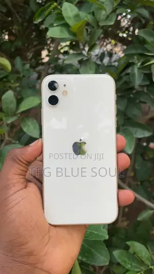 Apple iPhone 11 64 GB White