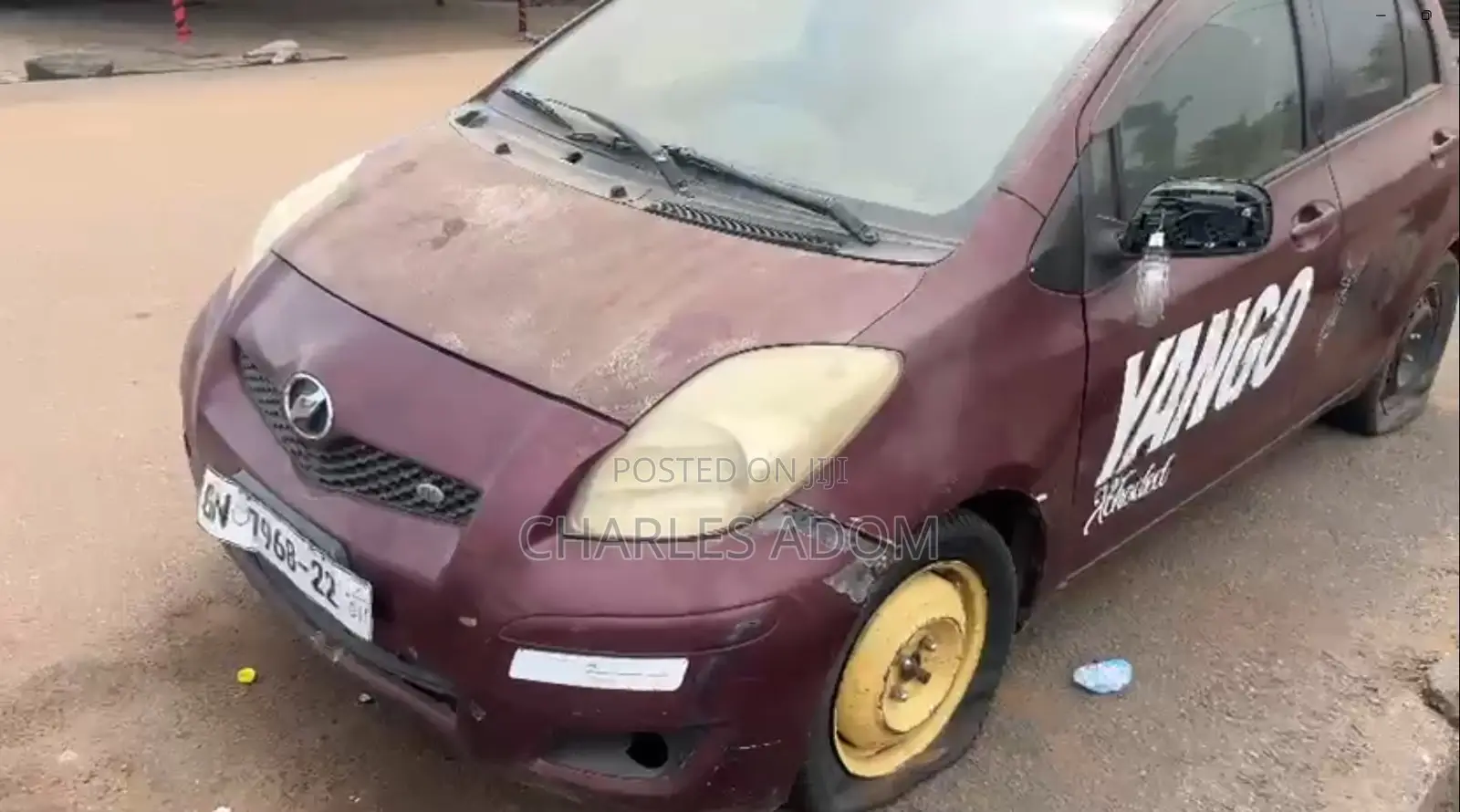 Toyota Vitz 2010 Red
