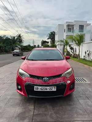 Toyota Corolla 2016 Red