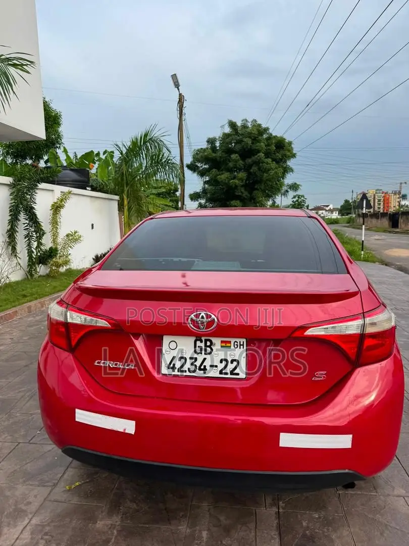 Toyota Corolla 2016 Red