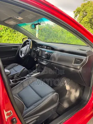 Toyota Corolla 2016 Red