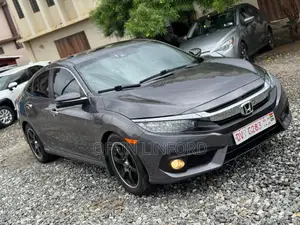 Honda Civic Touring 4dr Sedan (1.5L 4cyl) 2017 Gray