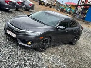 Honda Civic Touring 4dr Sedan (1.5L 4cyl) 2017 Gray