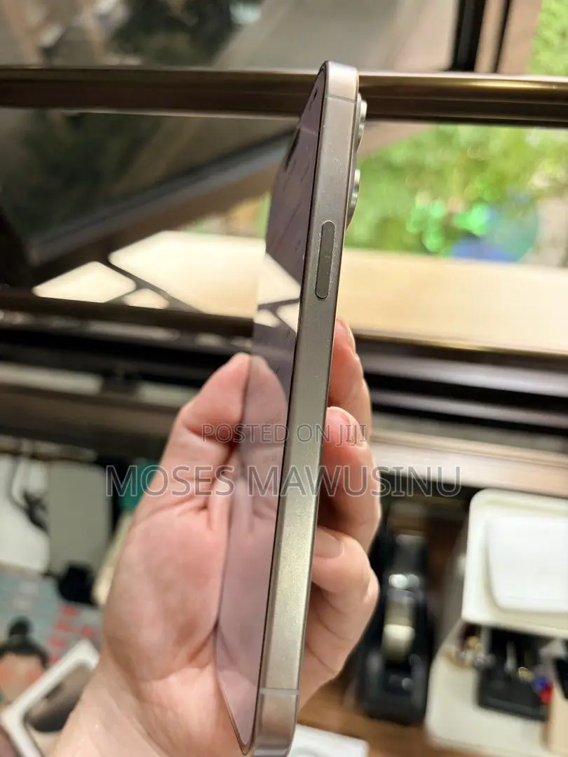 Apple iPhone 15 Pro 256 GB Gray