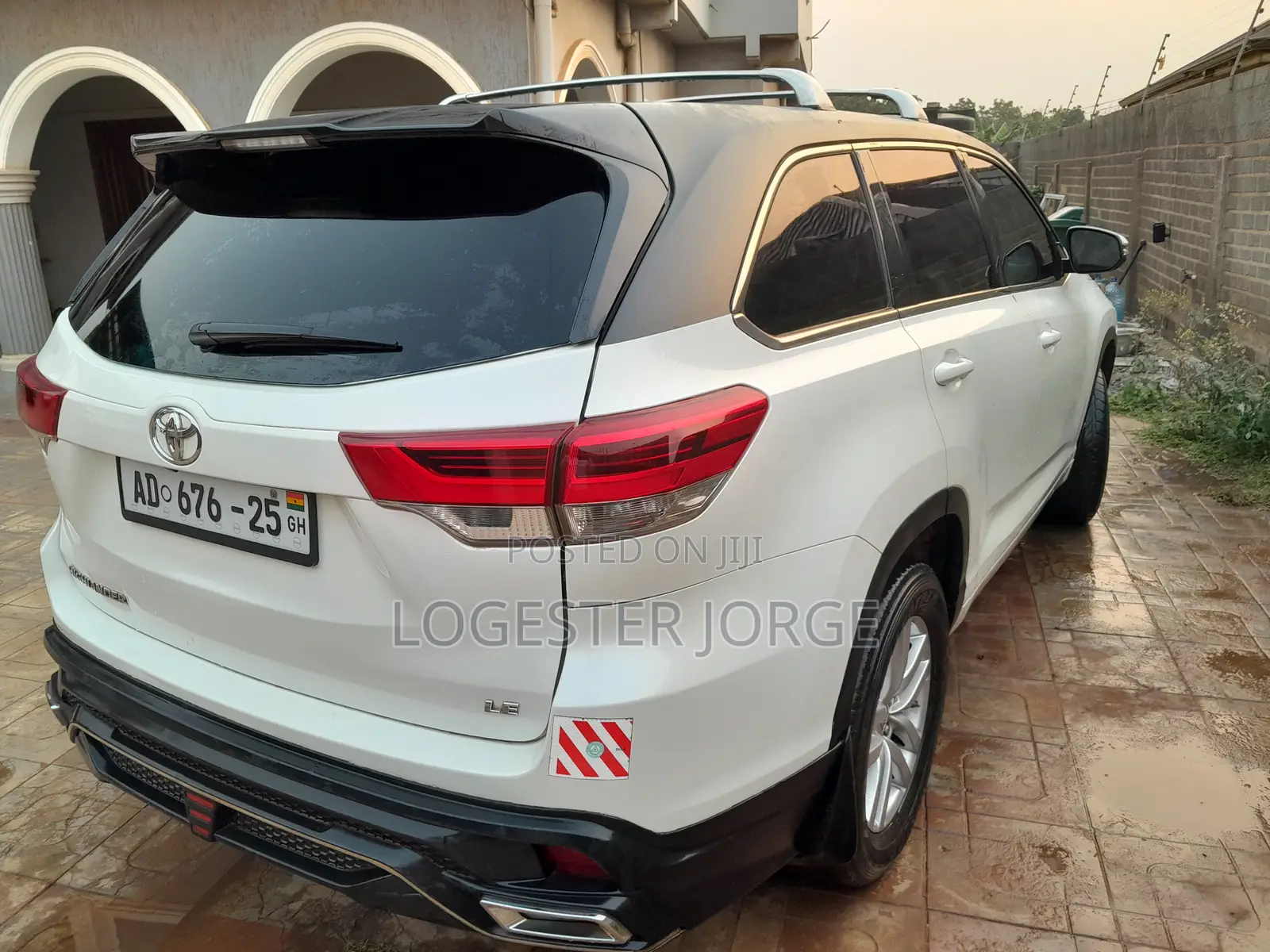 Toyota Highlander LE 4dr SUV (2.7L 4cyl 6A) 2015 White