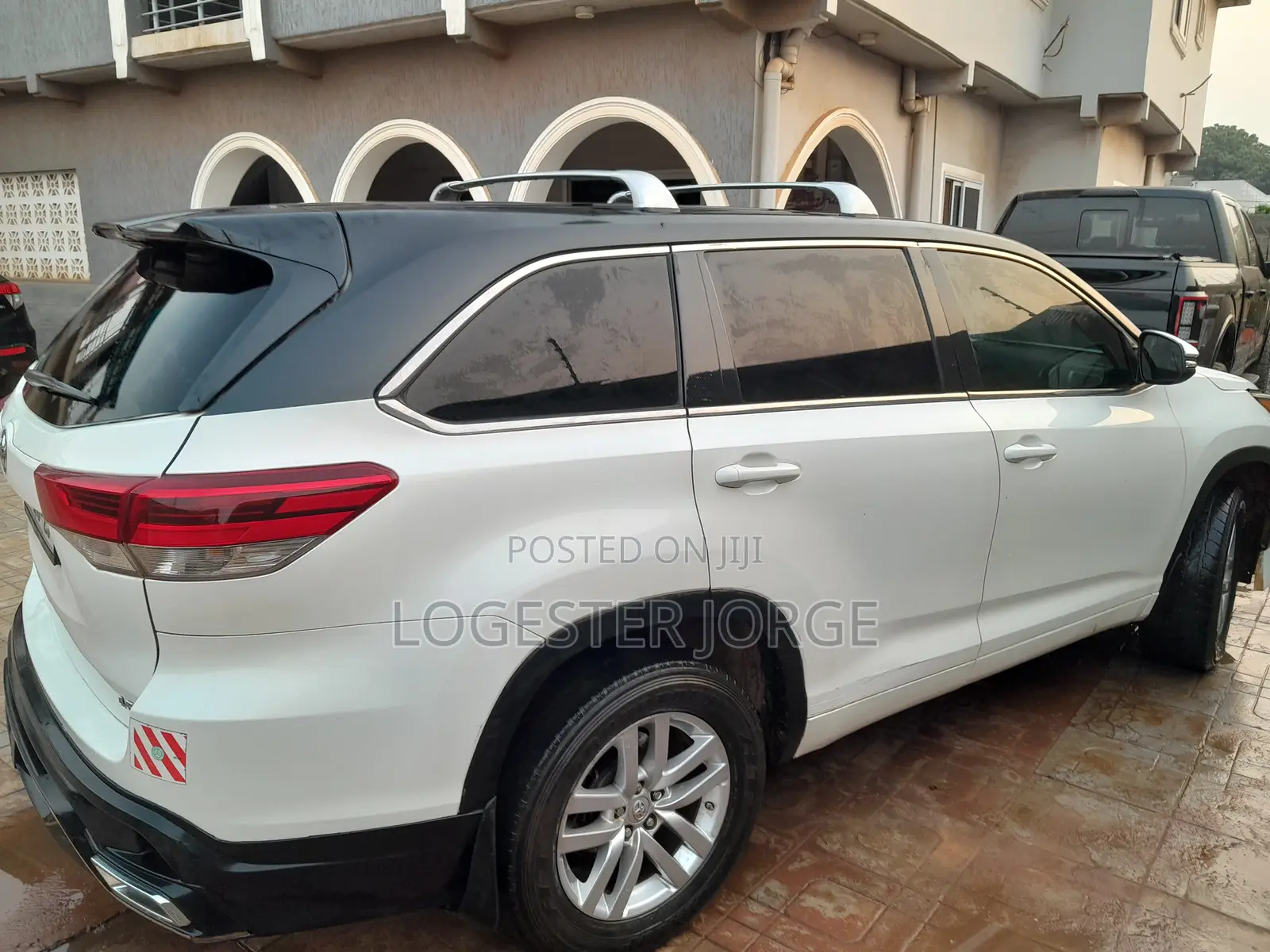 Toyota Highlander LE 4dr SUV (2.7L 4cyl 6A) 2015 White