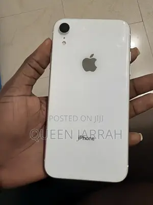 Apple iPhone XR 128 GB White