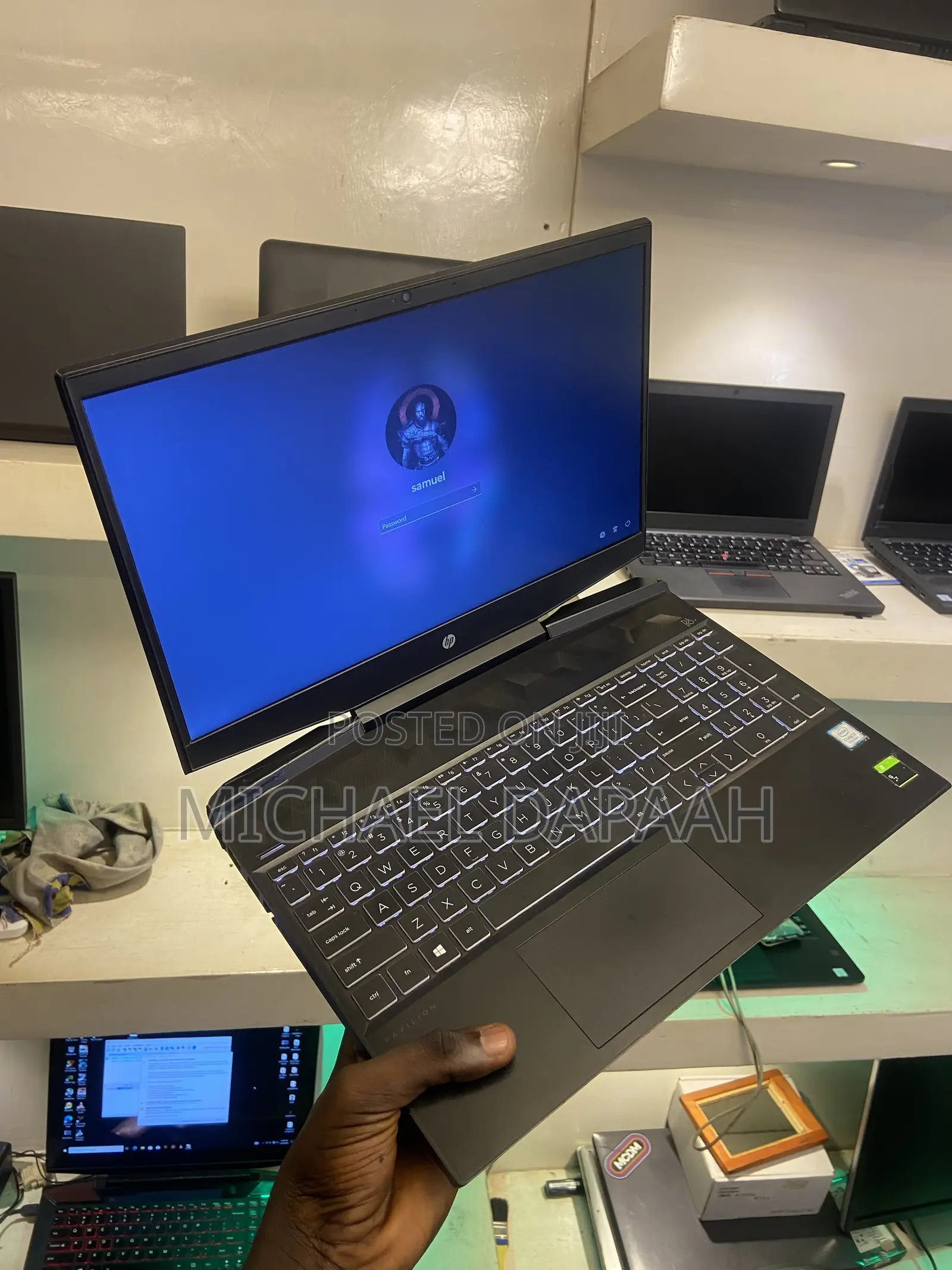 Laptop HP Pavilion 15 16GB Intel Core i7 HDD+SSD 1.5T