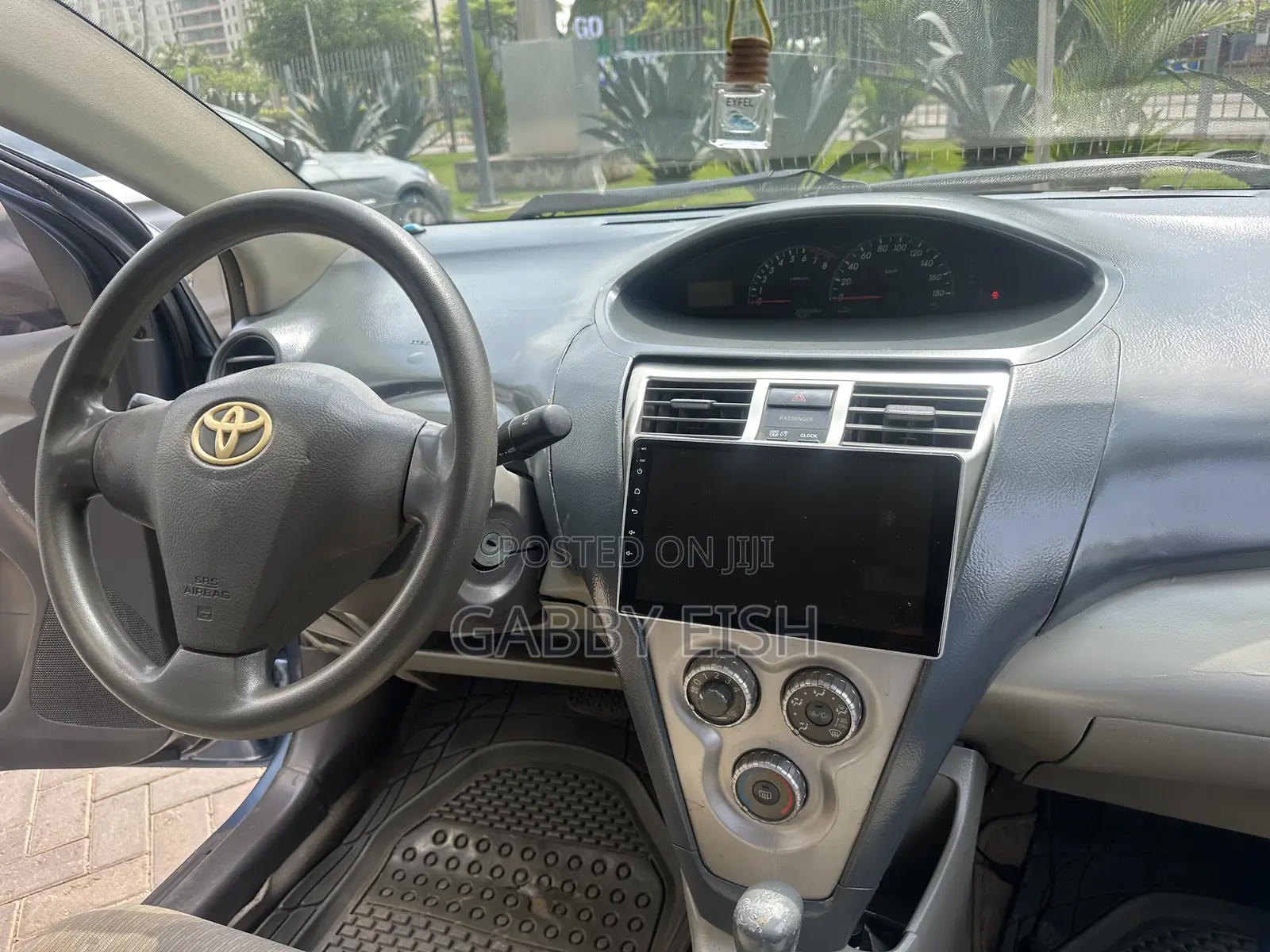 Toyota Belta 2010 Blue