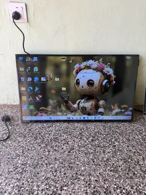 Samsung 32 Inch Smart Monitor