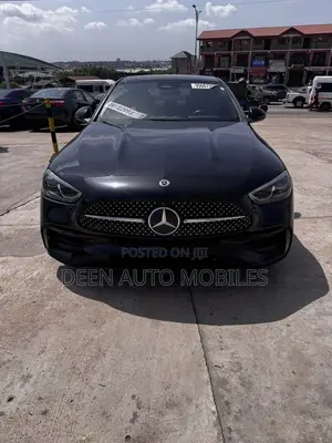 Mercedes-Benz C300 2023 Black