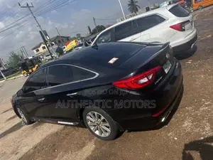 Hyundai Sonata Limited Sedan FWD (2.4L 4cyl 6A) 2017 Black