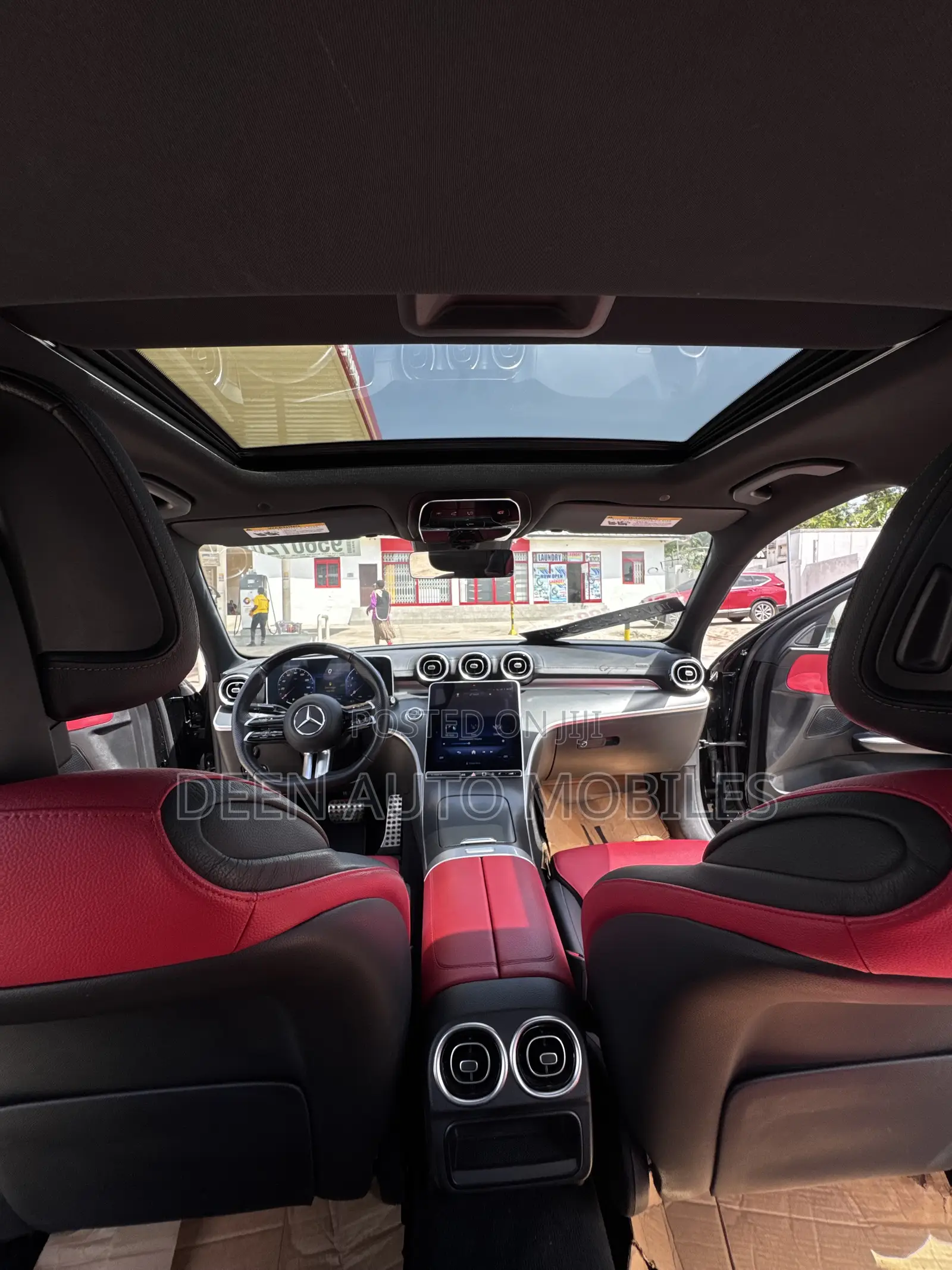 Mercedes-Benz C300 2023 Black