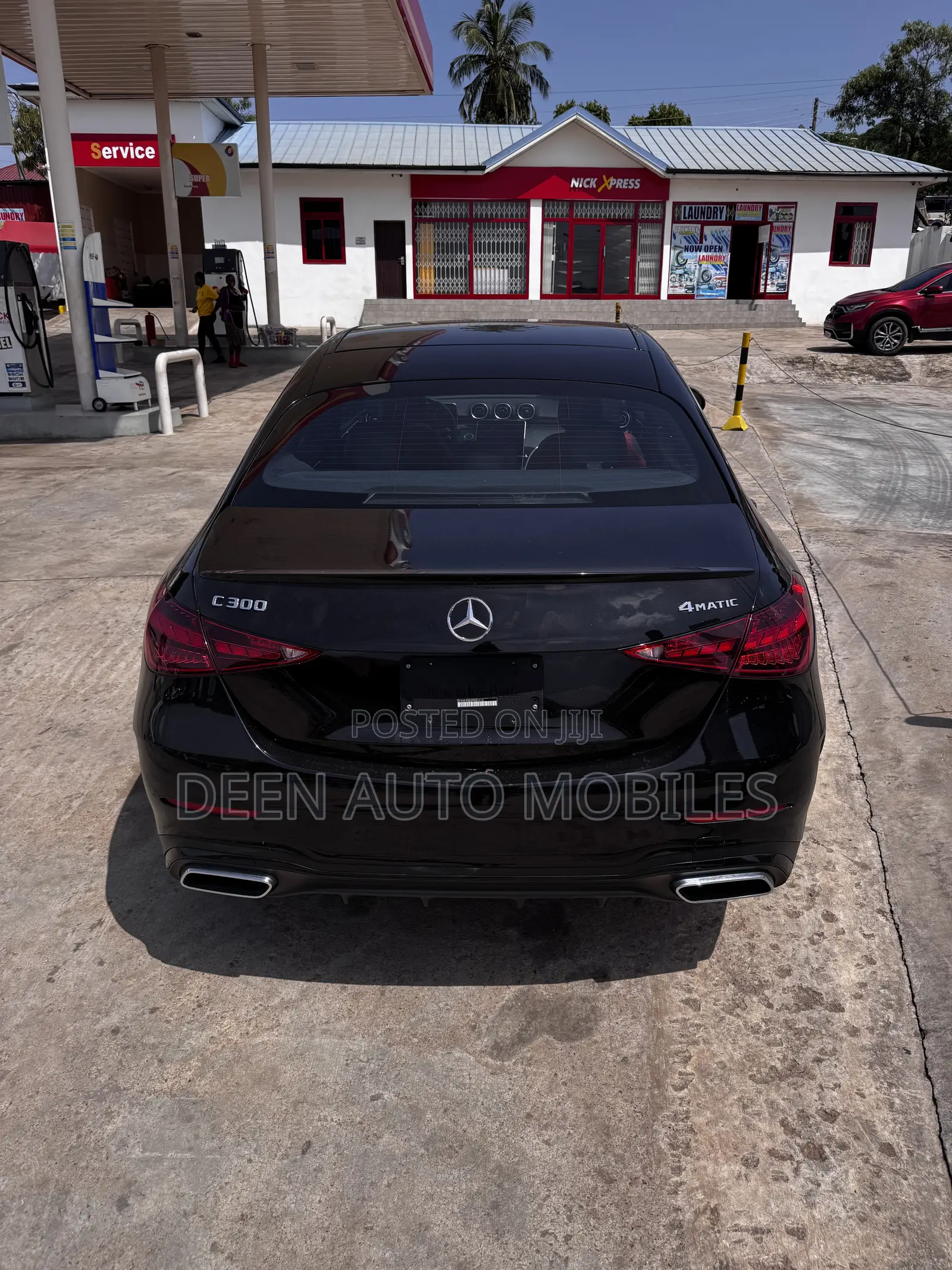 Mercedes-Benz C300 2023 Black