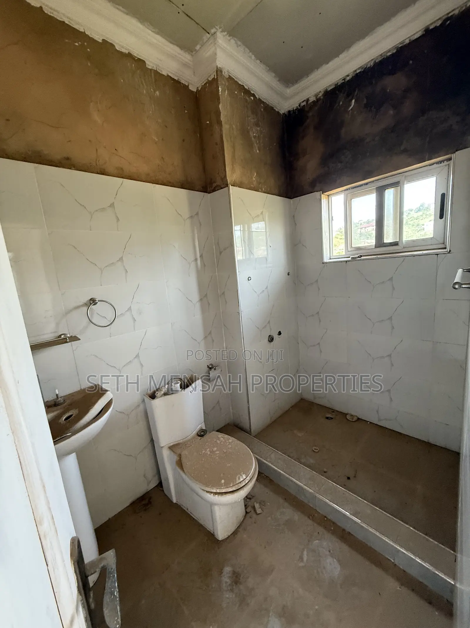 3bdrm Apartment in 3 Bedroom Apartment, Police Station for sale