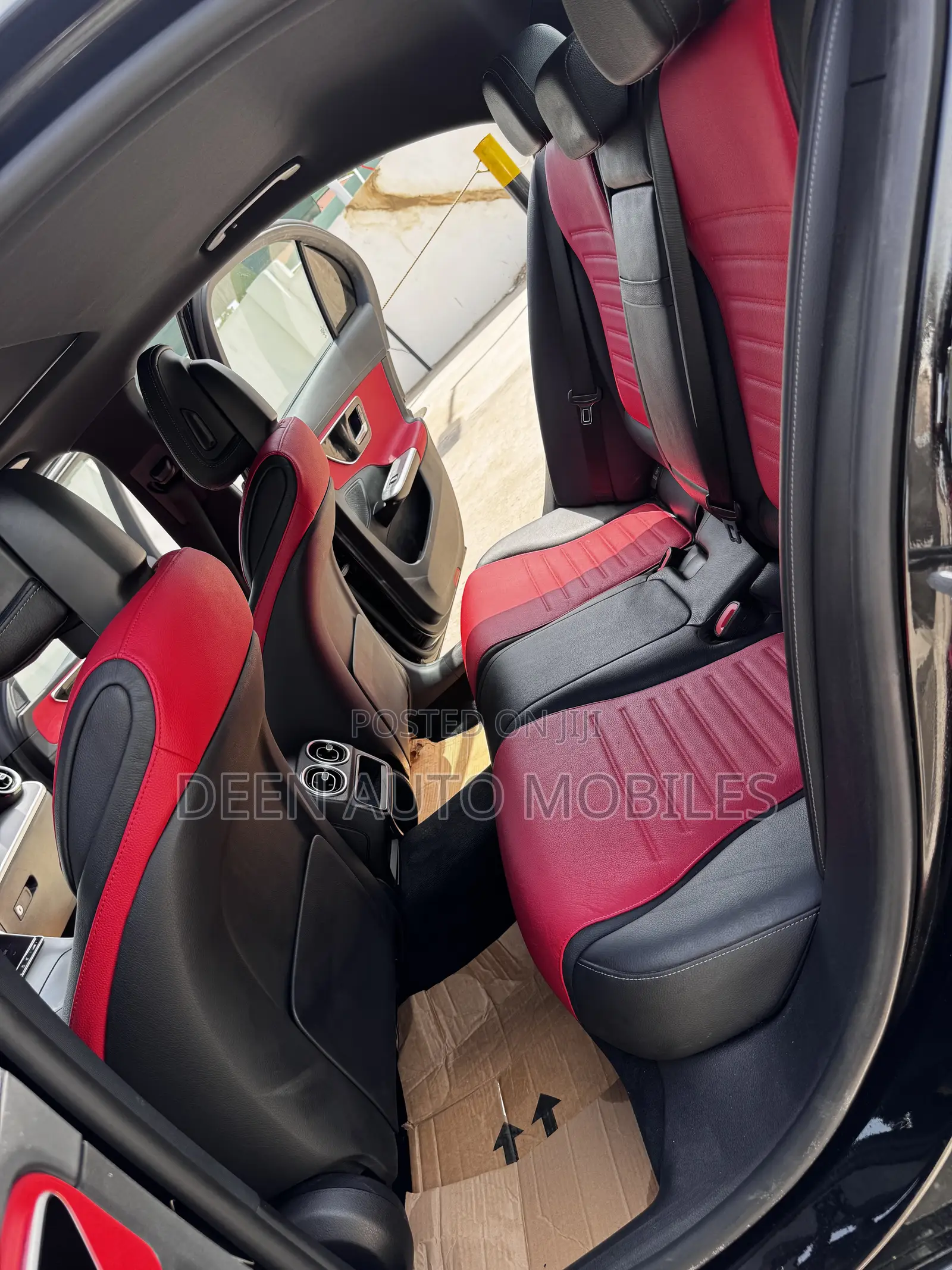 Mercedes-Benz C300 2023 Black