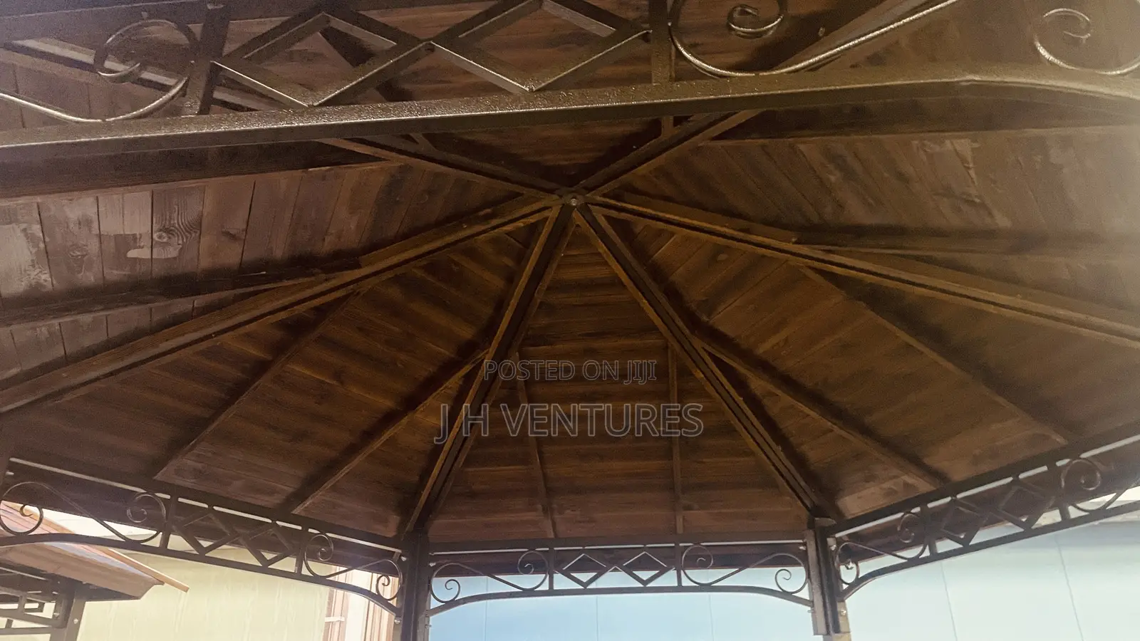 Summer Hut (Ft-01)