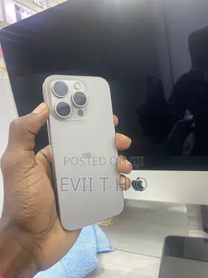 Apple iPhone 15 Pro 128 GB Gray