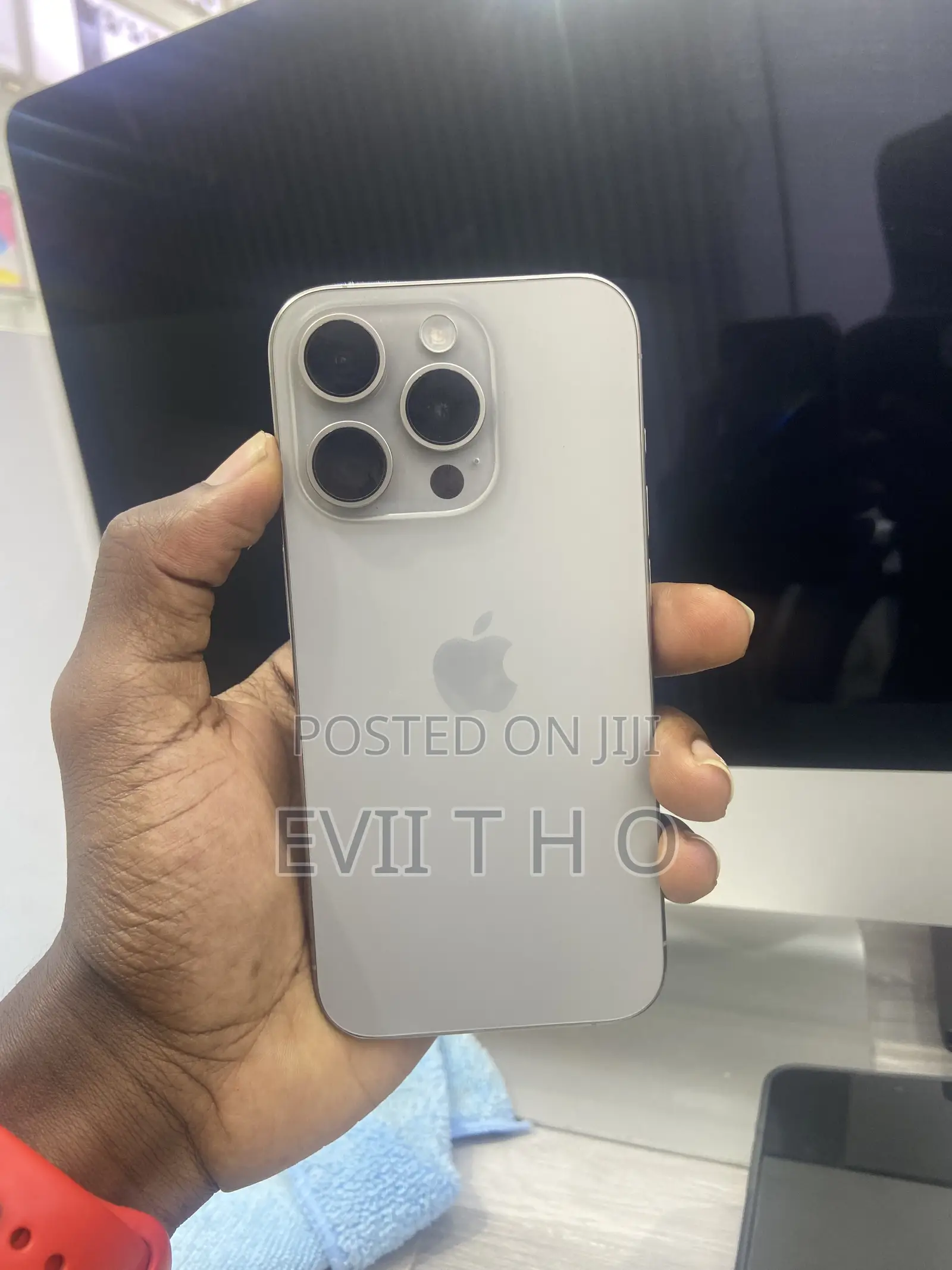 Apple iPhone 15 Pro 128 GB Gray