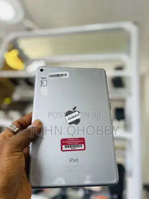 Apple iPad mini 4 128 GB Gray