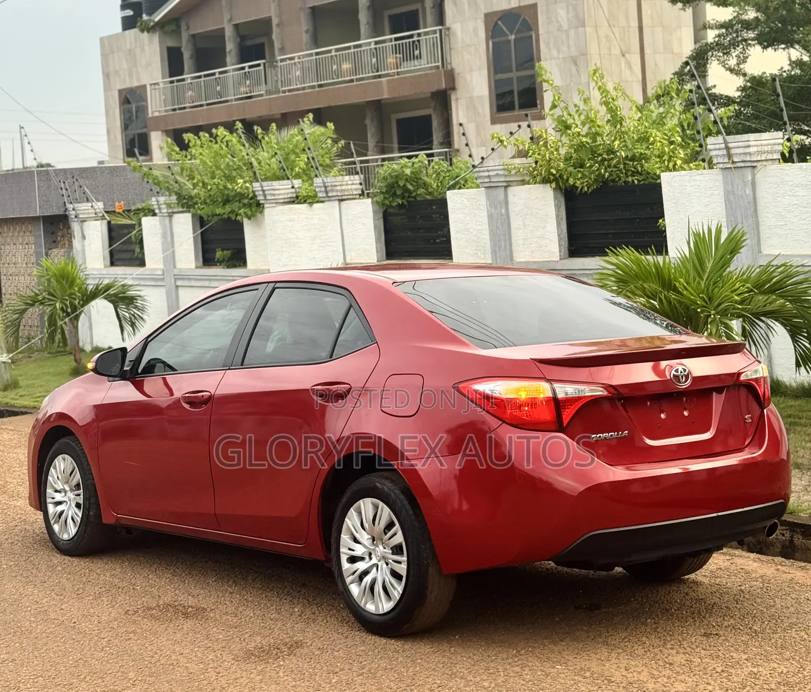 Toyota Corolla LE Eco Plus 4dr Sedan (1.8L 4cyl CVT) 2015 Red