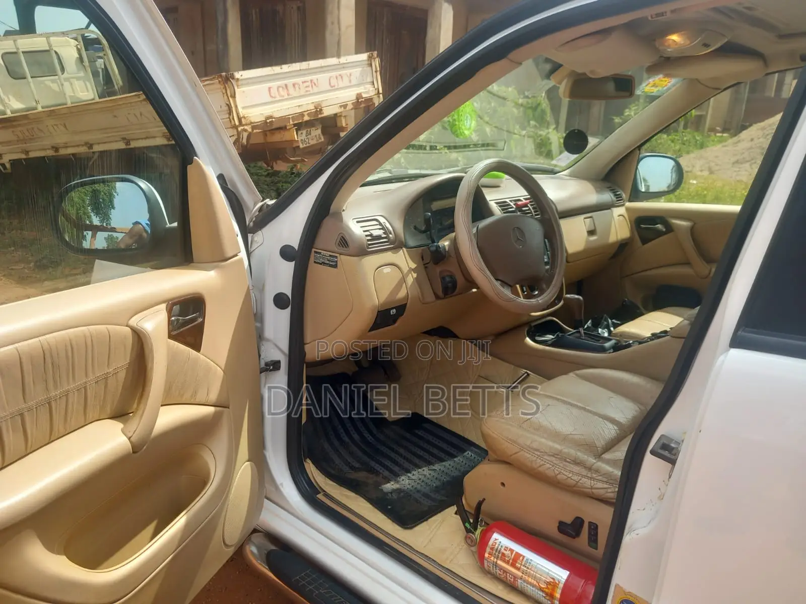 Mercedes-Benz M Class ML 320 2001 White