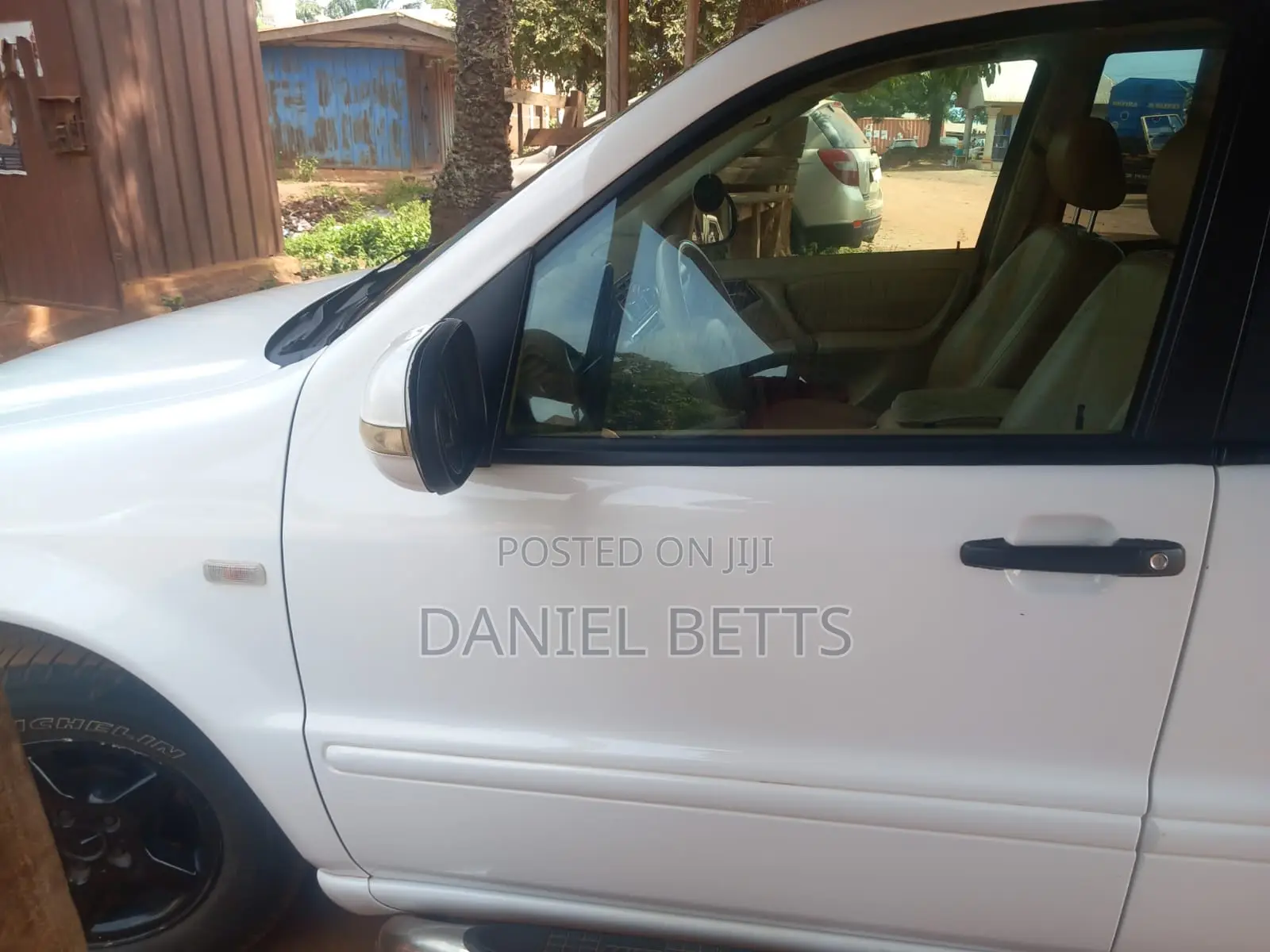 Mercedes-Benz M Class ML 320 2001 White