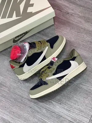 Nike Air Jordan 1 Low Travis Scott Reverse Mocha