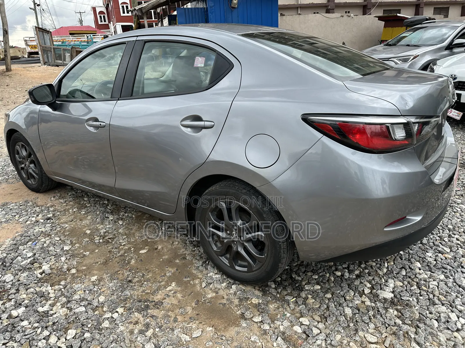 Scion iA 2015 Gray
