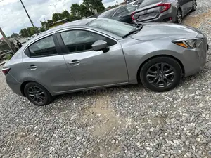Scion iA 2015 Gray