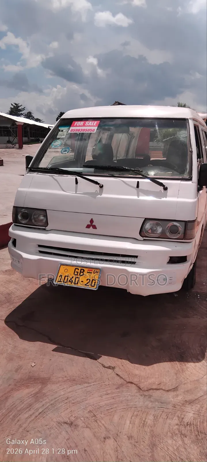 Hyundai H-100 2000 White