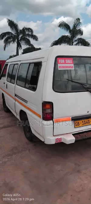 Hyundai H-100 2000 White
