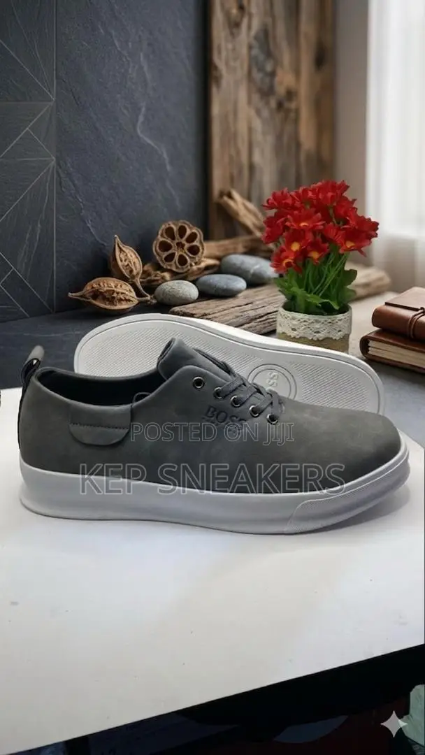 Boss Tan Suede Construction