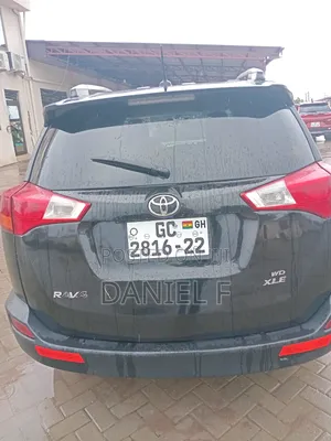 Toyota RAV4 XLE 4dr SUV (2.5L 4cyl 6A) 2015 Black