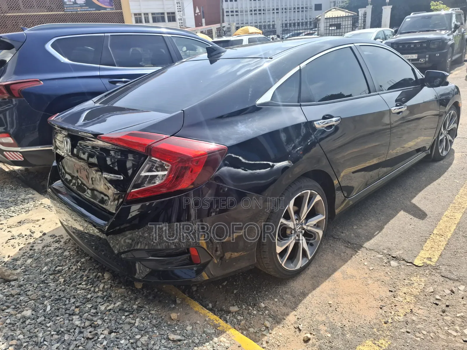 Honda Civic Touring 4dr Sedan (1.5L 4cyl) 2016 Black