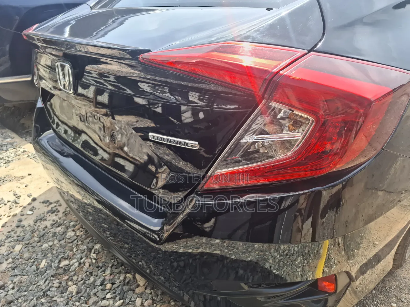 Honda Civic Touring 4dr Sedan (1.5L 4cyl) 2016 Black