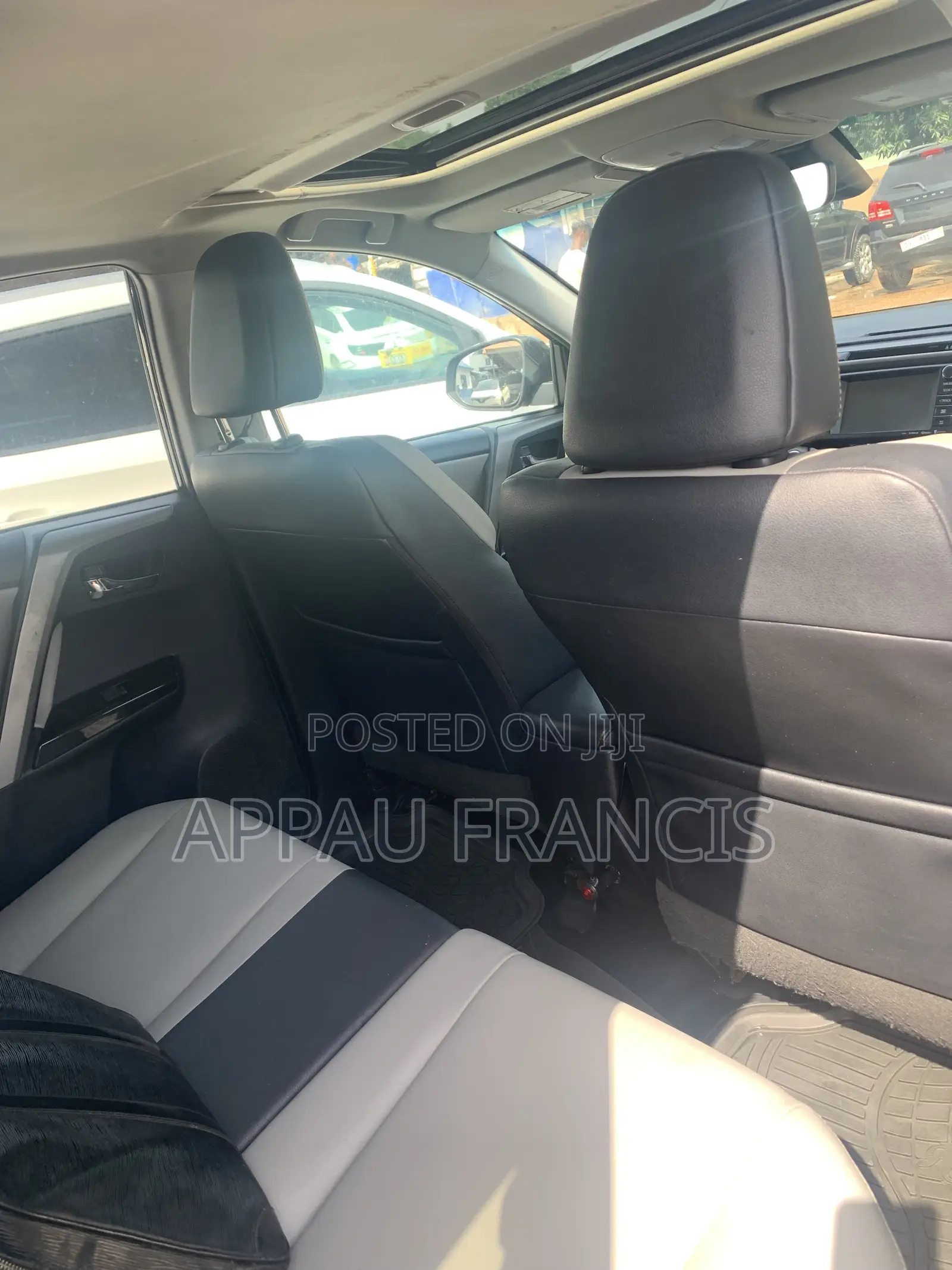 Toyota RAV4 Limited 4dr SUV (2.5L 4cyl 6A) 2018 Black