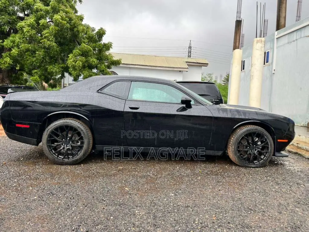 Dodge Challenger GT 2023 Black