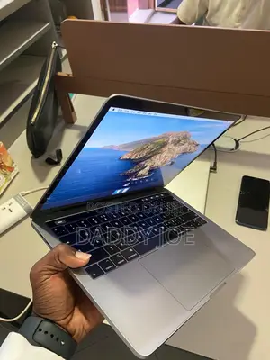 Laptop Apple MacBook Pro 2019 8GB Intel Core i5 SSD 256GB
