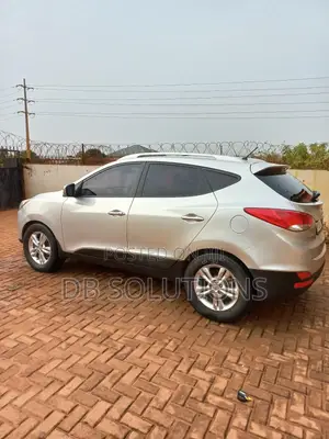 Hyundai Tucson 2012 Gray