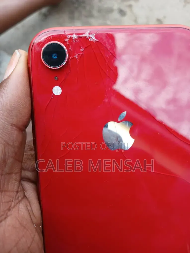 Apple iPhone XR 64 GB Red